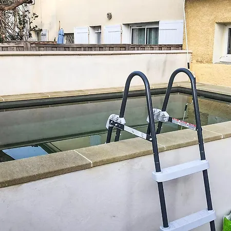 Holiday home La Roue A Aubes By Interhome L'Isle-sur-la-Sorgue